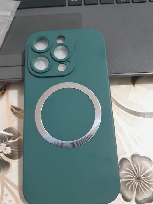 Vând husa iphone 14 pro noua