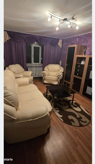 Apartament 2 camere decomandat, et.1, centru, mobilat, parcare