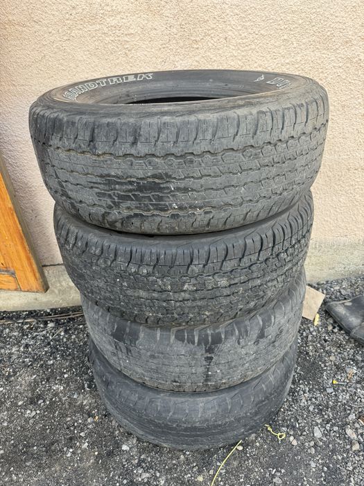 Продам шины для внедорожника