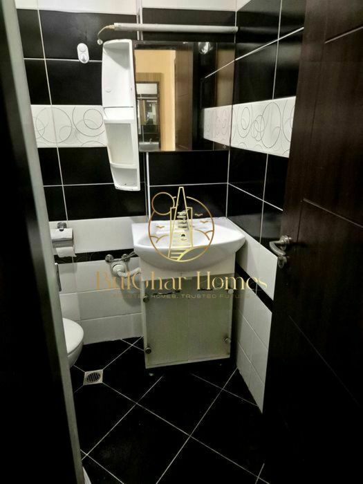 Дава се под наем Двустаен апартамент в Варна, Колхозен пазар - 50 кв.м за 398.82 € - Снимка #5