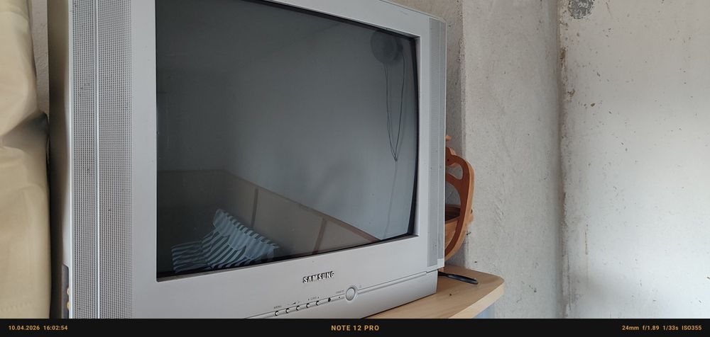 Телевизори 2 броя