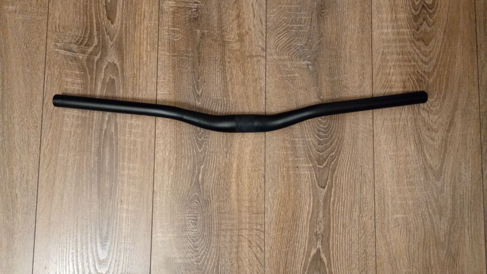 Vând ghidon bicicleta aluminiu, nou, 640 \ 31,8 \ 22,2