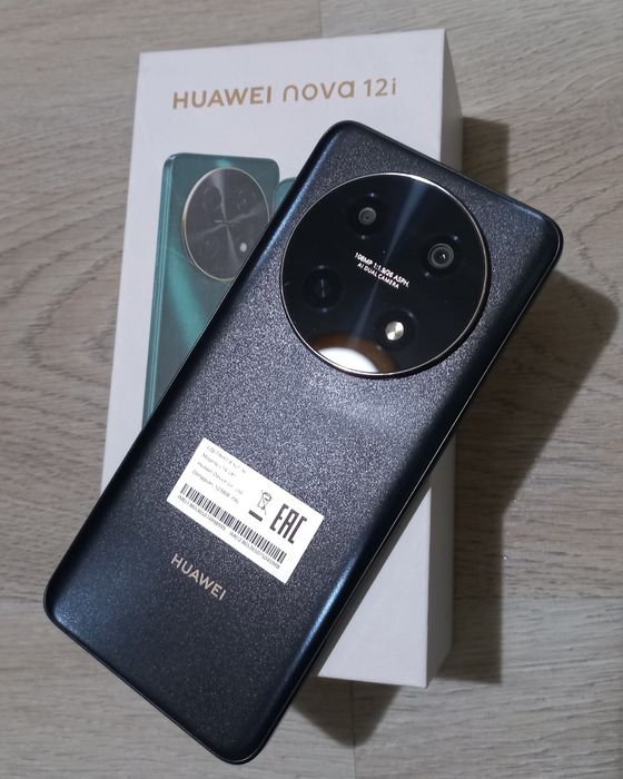Продаю Huawei nova 12 i 256 gb