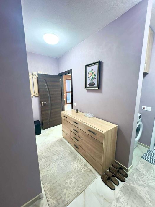 Двустаен обзаведен апартамент - кв. Остромила + ПАРКОМЯСТО