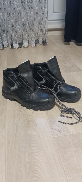 Ботинки рабочиие