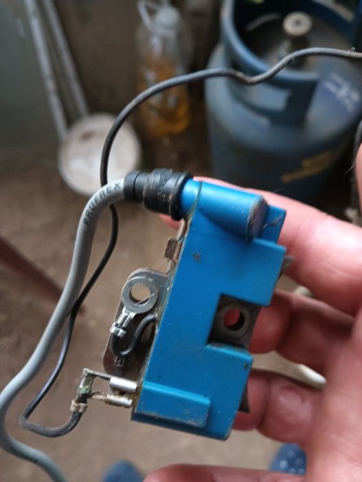 Bobina drujba că 100 dolmar