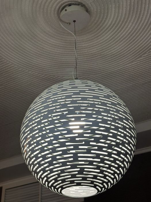 Продам стильные люстры