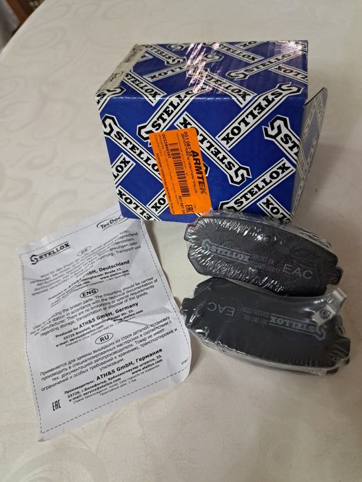 Продаются новые тормозные колодки