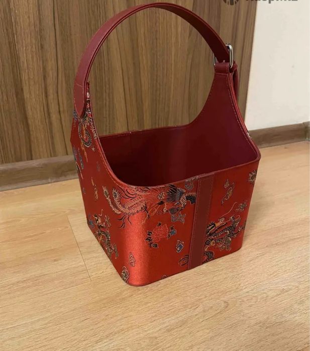 Подарочная корзина в восточном стиле