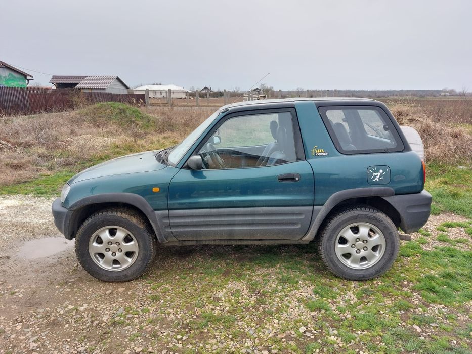 Vand Toyota RAV 4x4, pret negociabil