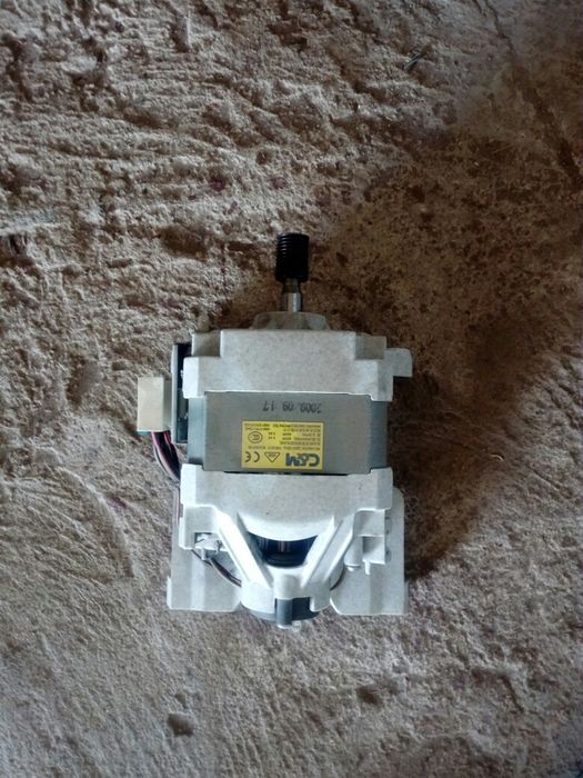 Продам    Двигатель от стиралки