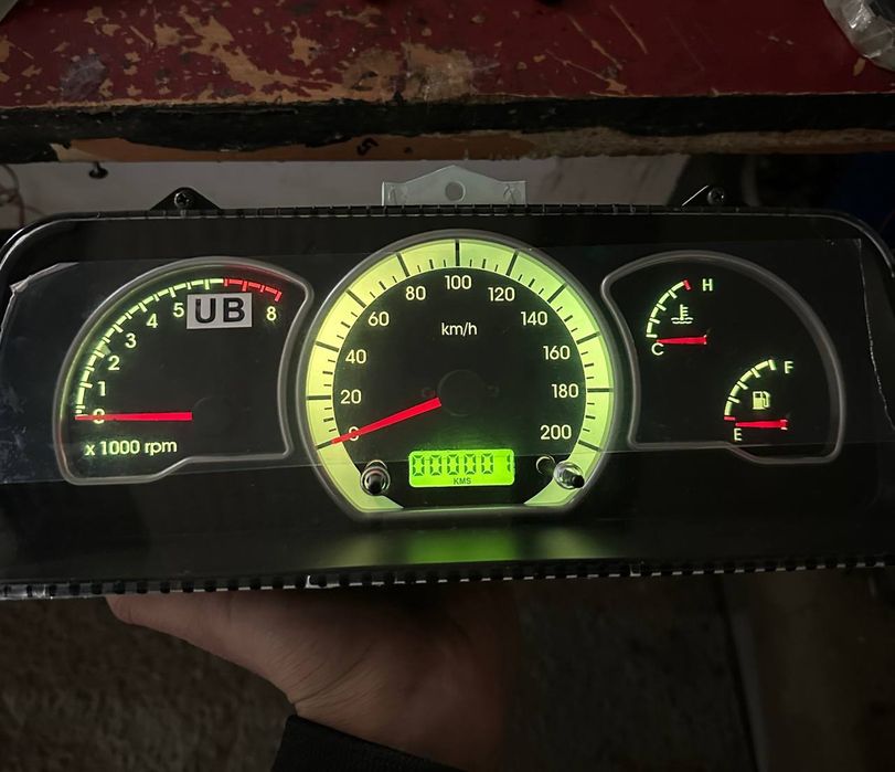 Nexiya 2 tablo sotiladi. Продоется табло от Нексия 2