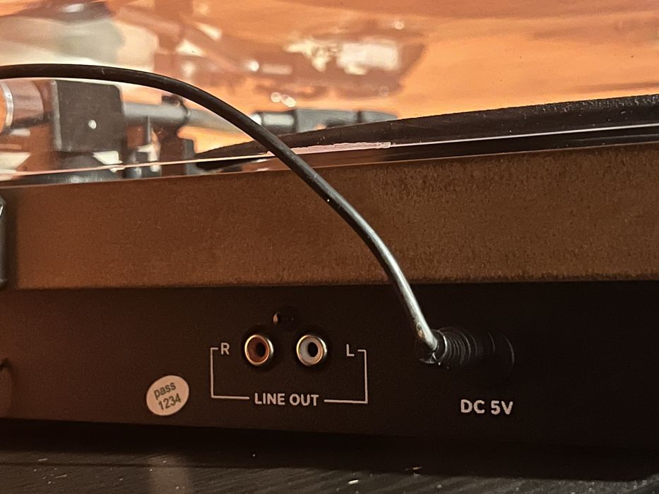 AIWA GBTUR-120MKII — ретро грамофон с модерен звук