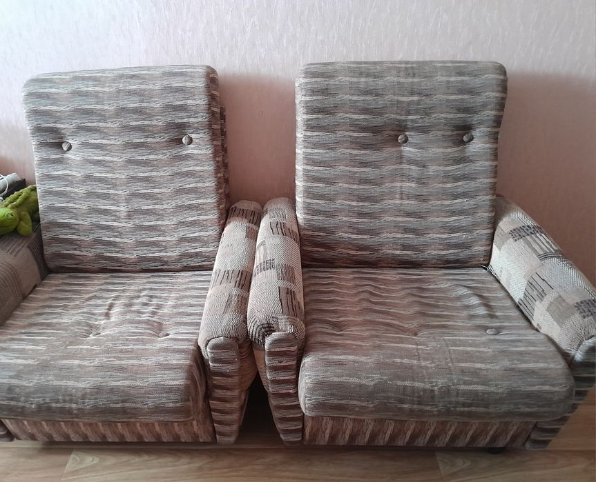 Кресла. Бу . Два штуки.