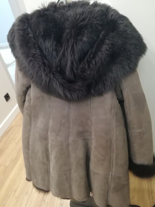 Продам дублёнку мех таскана!