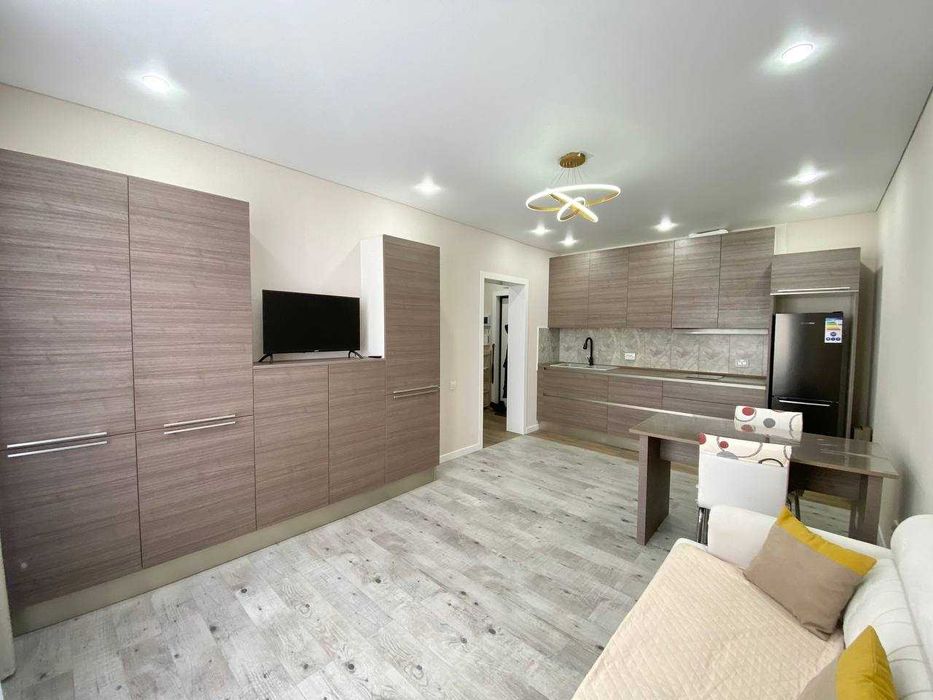 Продаётся евро двухкомнатная квартира