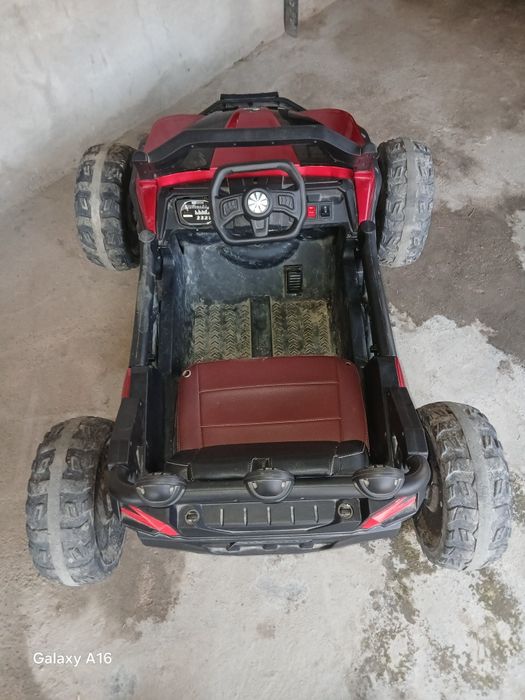 Jeep bolalar elektra moshinasi