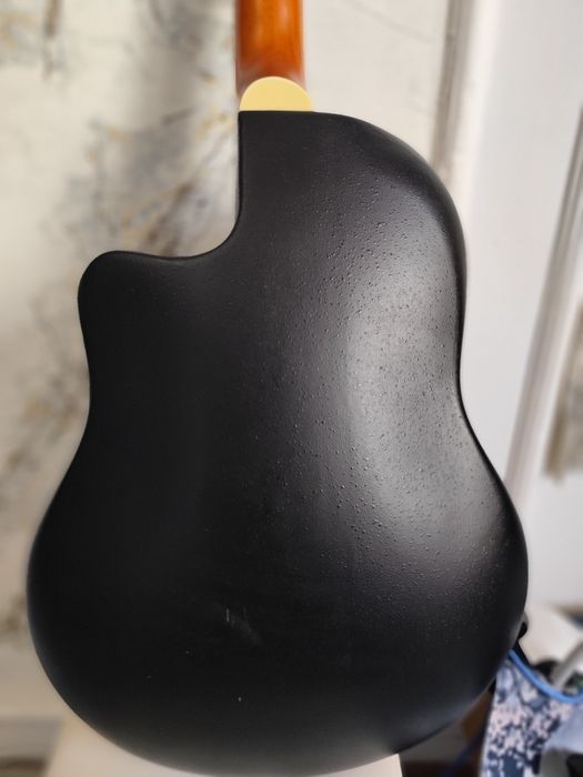 Электроакустическая гитара Adagio