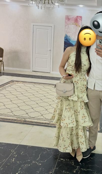 Нежное платье размер 42-44