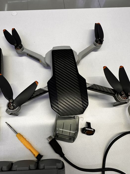 Продам Дрон DJI MINI 2