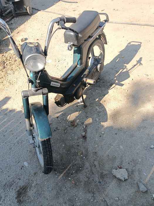 Vând Piaggio si 2 electronic