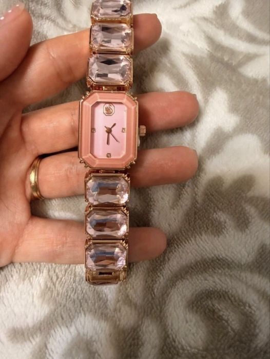 Ceas swarovski nou