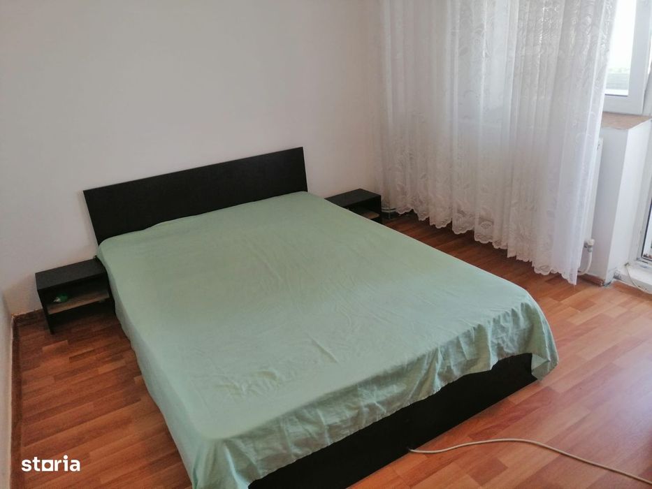 3 camere, mobilat și utilat, centrala proprie, bloc 1989, stradal