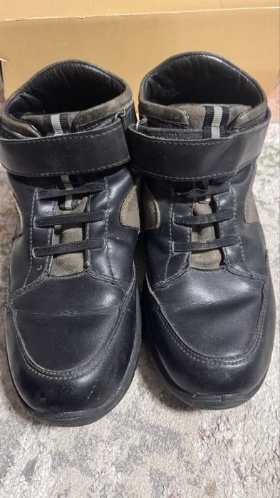 Балаларға арналған күздік етік сатылады