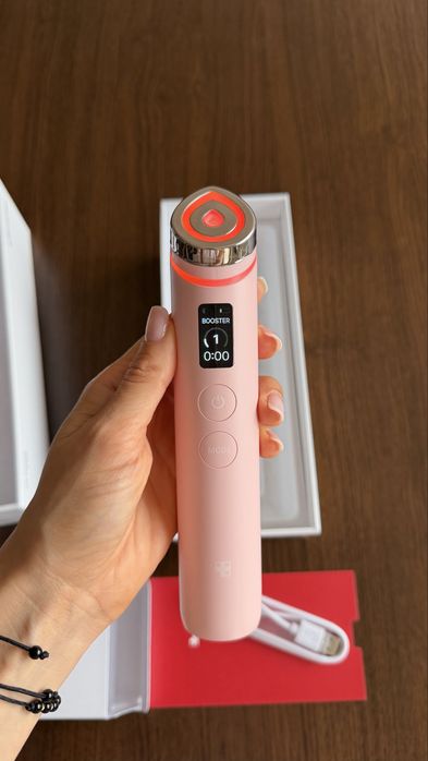 MediCube Age-R Booster Pro Pink Edition