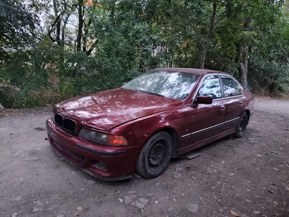 На Части: BMW E39 520I
