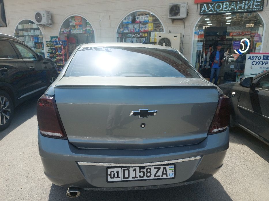 Cobalt avtomobili sotiladi