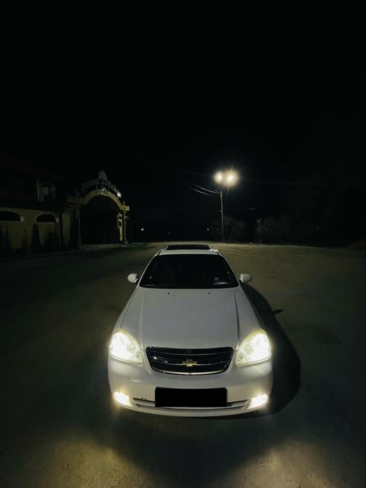 Lasetti sotiladi varianti bilan birga 8200