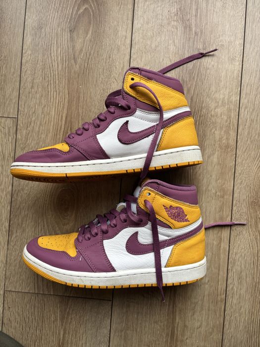 Air Jordan 1 OG High “Brotherhood” Purple and Yellow