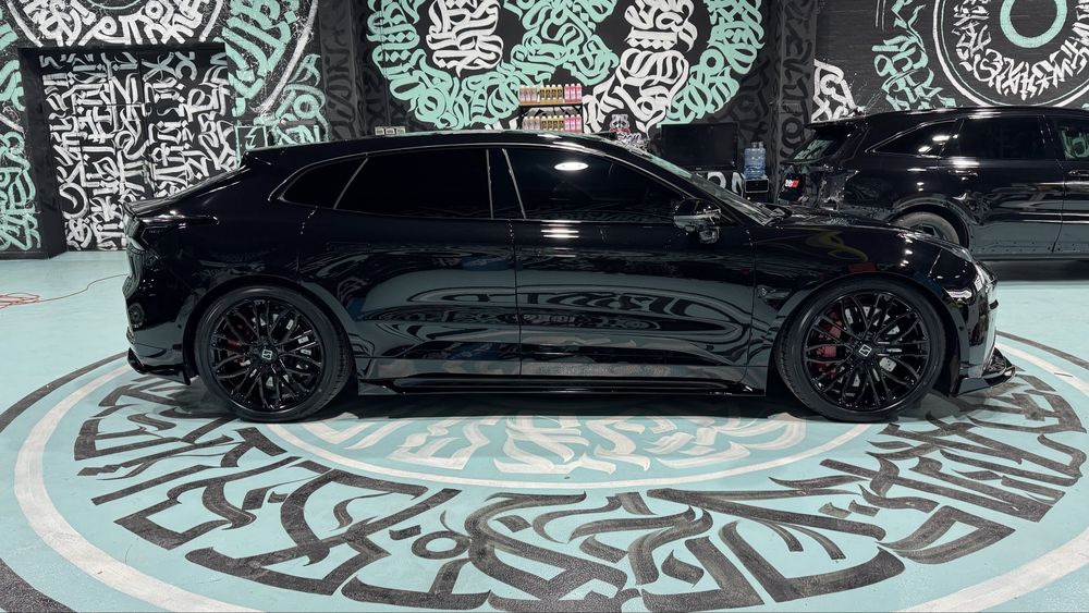 Stealthside - zeekr 001 tuning. Spoiler. Обвесы. Тюнинг. БлэкПиано