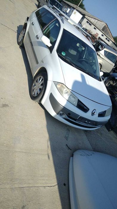 Dezmembram Renault Megane 2 1.5 dci, 1.6 16v