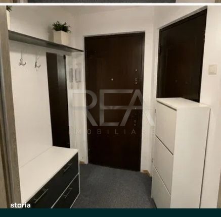 4 camere decomandat Aleea Covasna Sector 4 | 2 parcari | Etaj 3/4