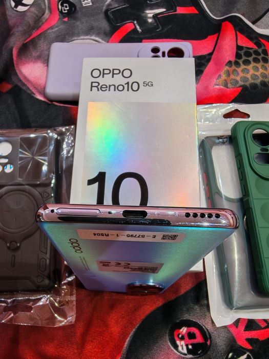 Vând telefon oppo reno 10 5G