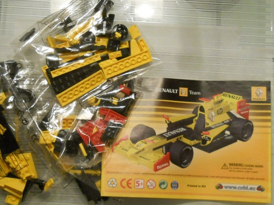 NOU!! COBI, Race Car RENAULT F1 TEAM, model de construit, absolut nou