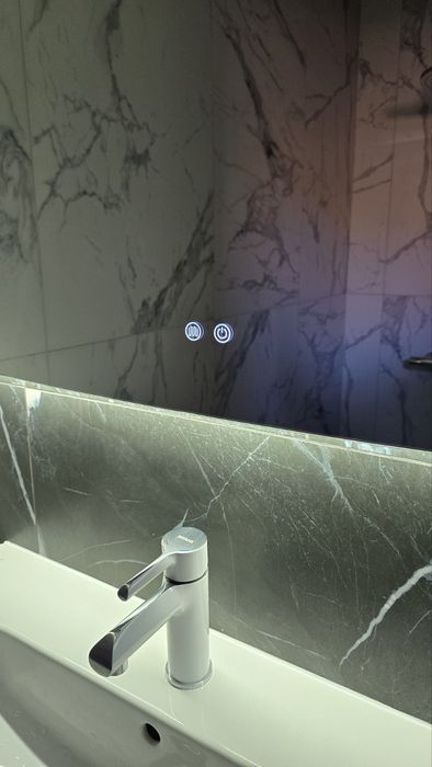 LED огледало 100/60 см