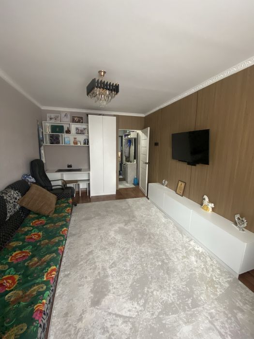 Продам квартиру  мик Улан 11