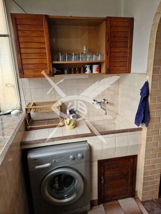 Тристаен апартамент в гр.Средец!