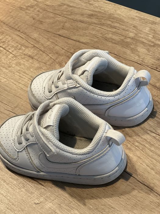 Nike Baby Court Borough 23.5