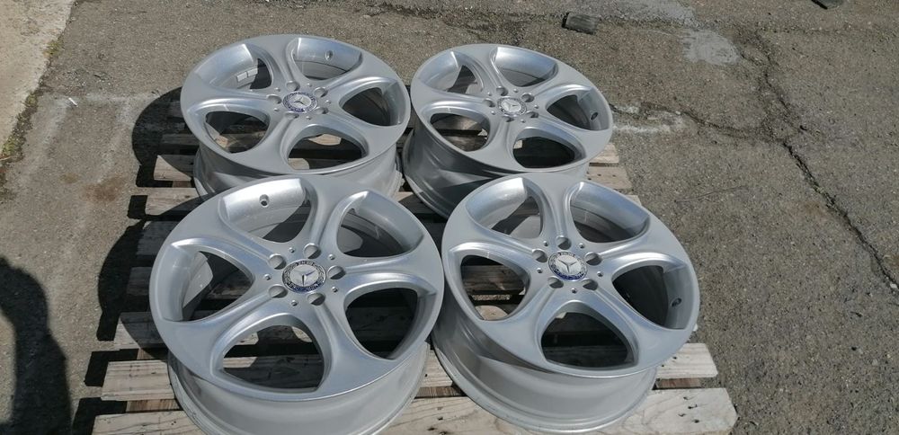 18 цола 5 х 112 мм Мерцедес Це Класа 205 Купе - ЧИСТО НОВИ