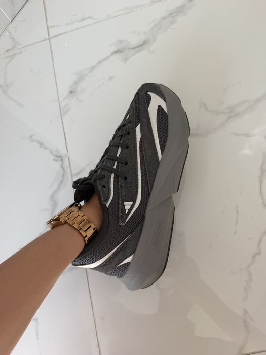 Дамски обувки adidas