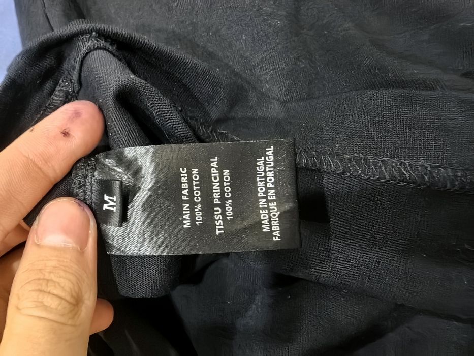 Vetements restricted tee legit