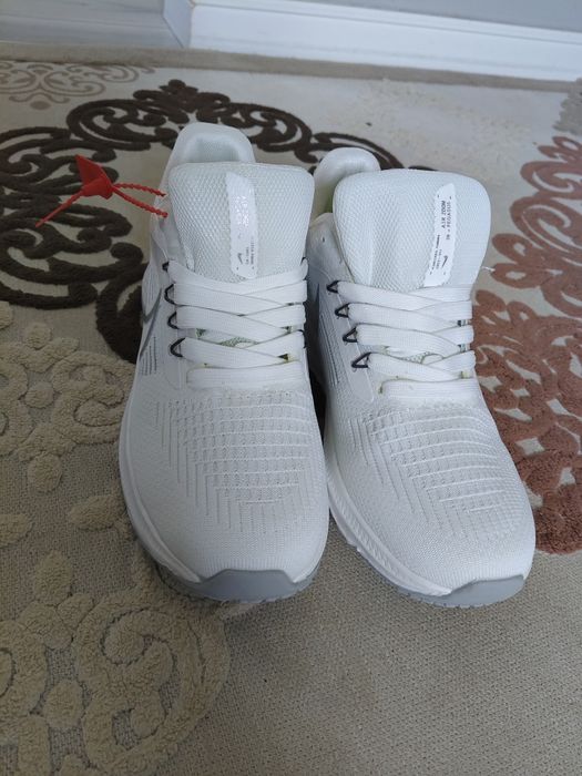 Продам кроссовки Nike AirZoom Pegasus 39