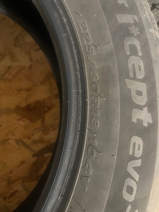 Зимни Гуми Hankook I Cept evo 3 -  225 / 60 R18 104V