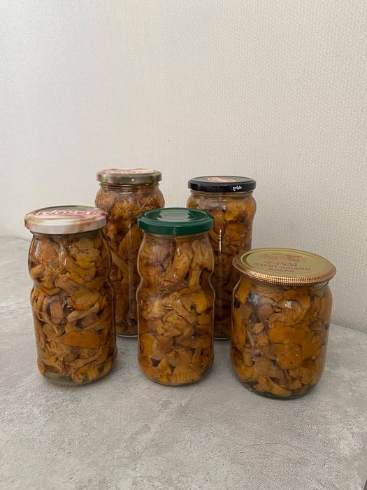 Грибы маринованные