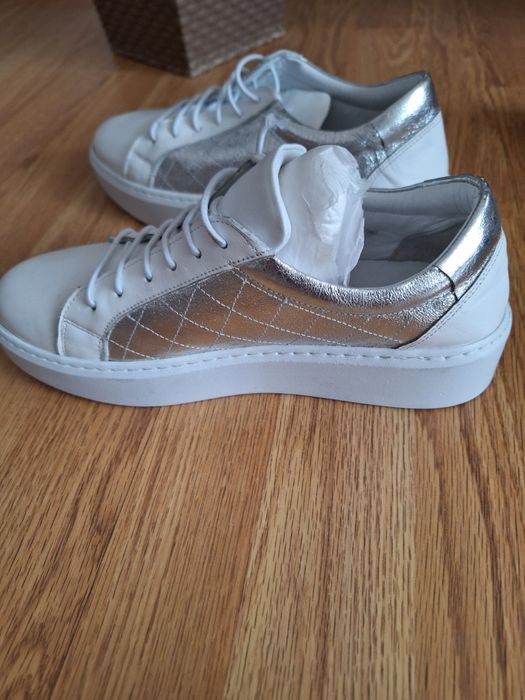 Женская обувь новая