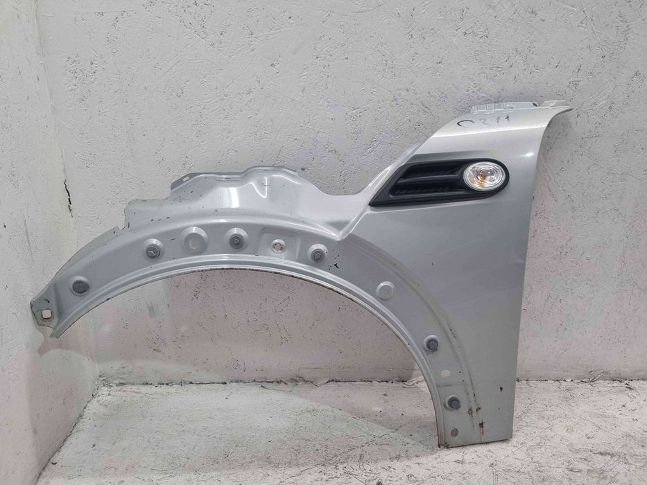 Aripa stanga fata MINI Cooper (R56) [Fabr 2006-2014] A62 White Silver